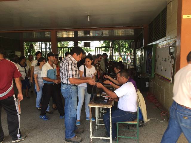 Luis Agusto Machado Cisneros voting center.